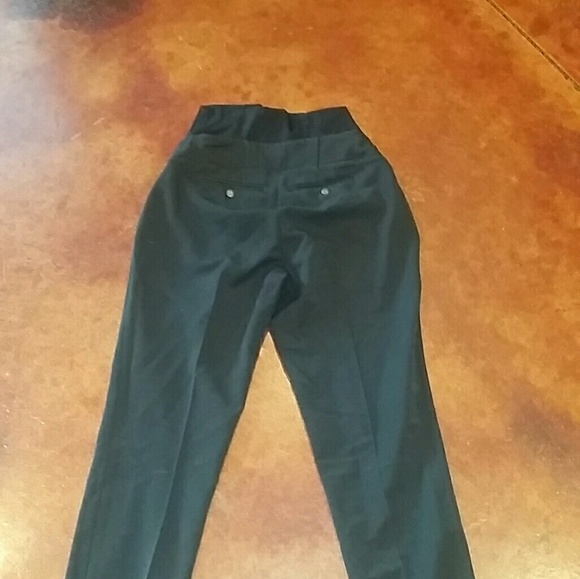 Isabella Oliver Black Maternity Pants - Picture 4 of 4
